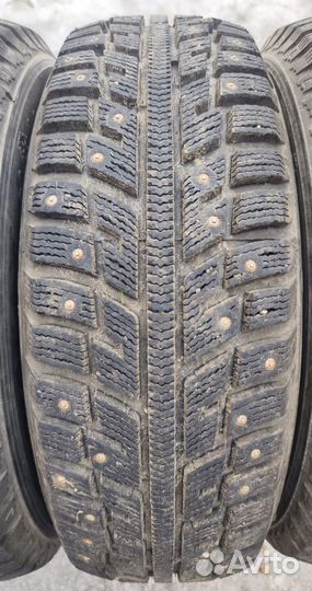 Kumho I'Zen KW22 195/65 R15