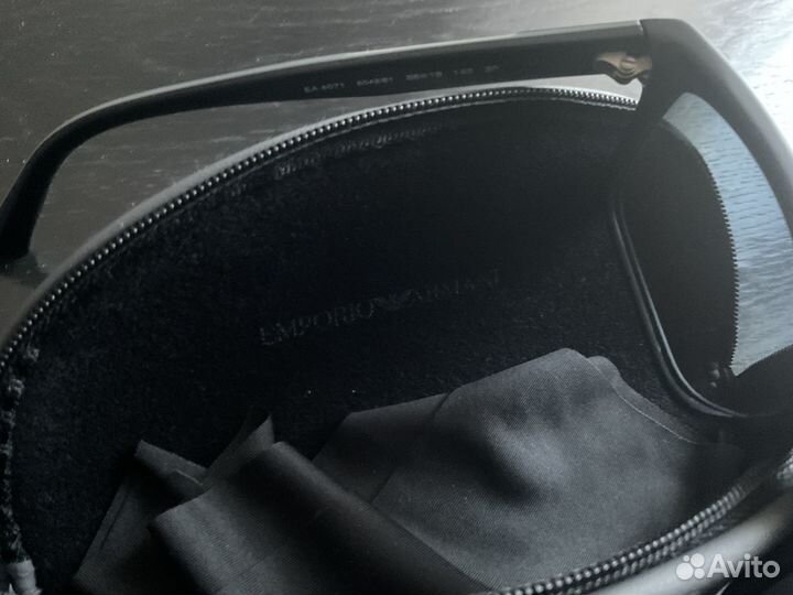 Солнцезащитные очки мужские armani