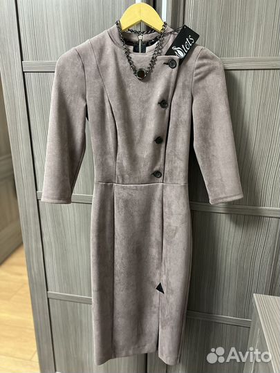 Платье офисное /на выпускной/на каждыц день 42р