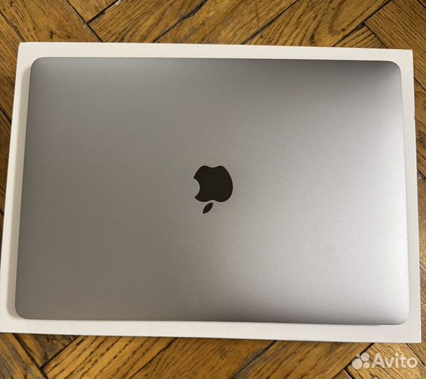MacBook Pro 13 M1 (полный комплект)