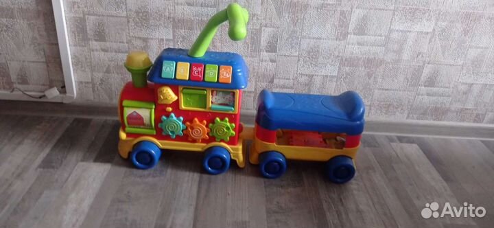 Паровозик музыкальный