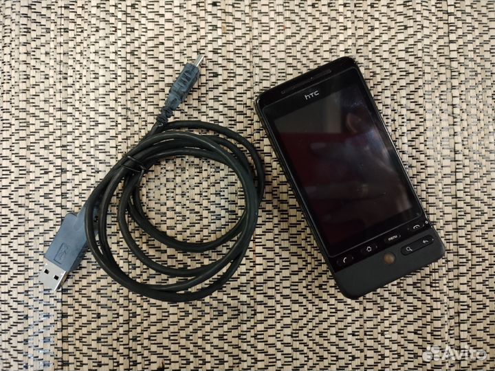 HTC Hero, 512 МБ