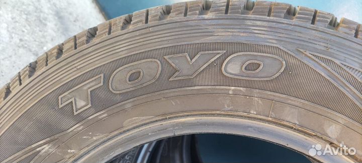 Toyo Open Country I/T 215/65 R16 98T