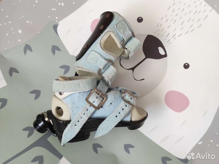 Брейс адм левый