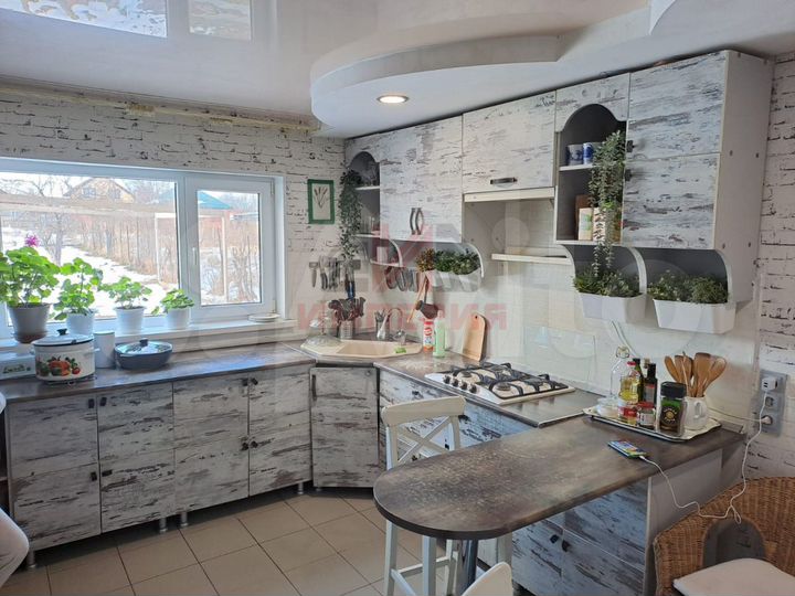 Дом 180 м² на участке 16 сот.