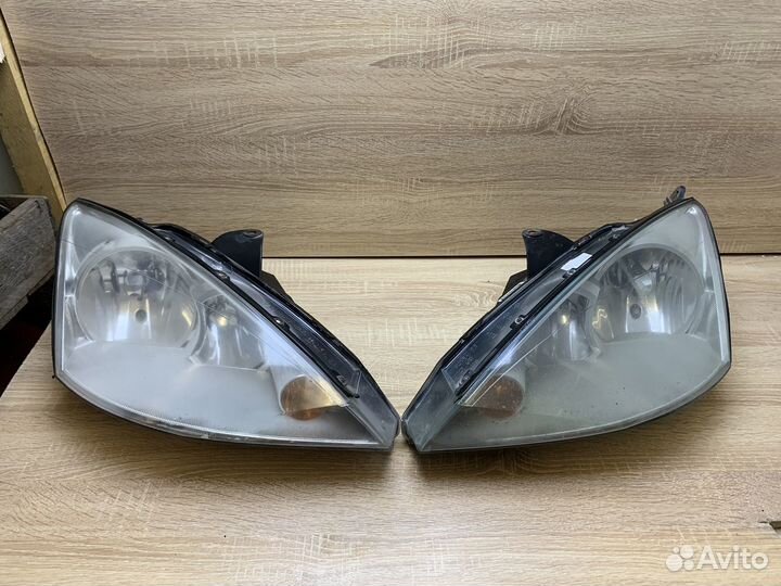 Фара правая/левая Ford Focus 1 Европа после 2001