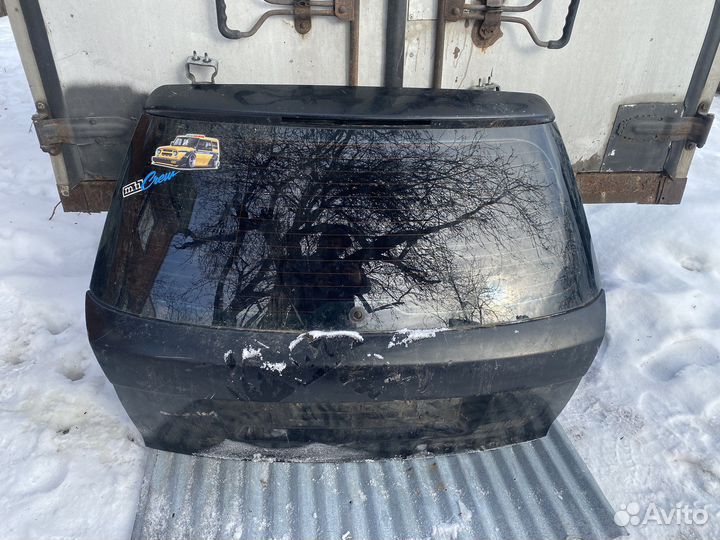 Крышка багажника со стеклом Audi A4 B6 avant