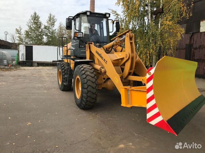 Комплект: отвал бульдозерный + вилы