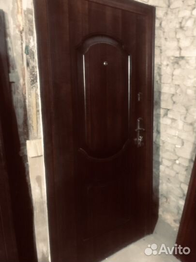 Дверь входная металлическая с установкой
