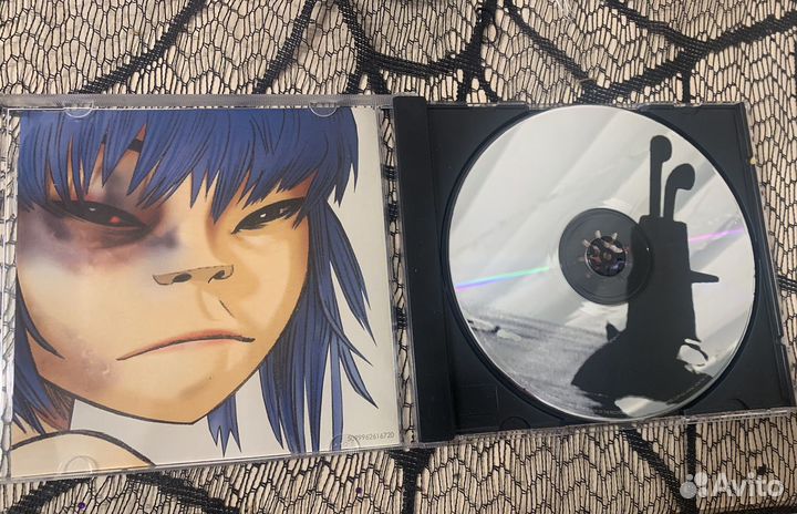 Gorillaz plastic beach cd