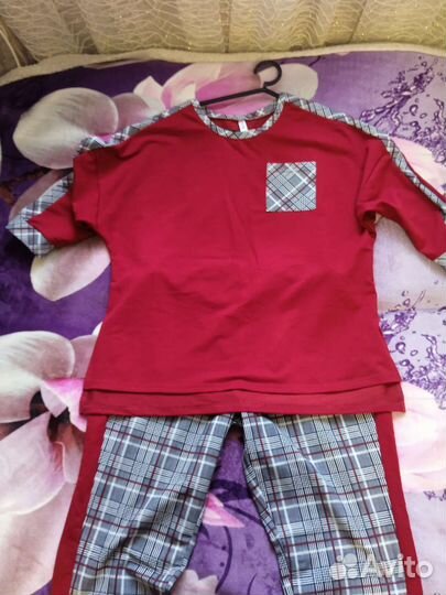 Костюм женский