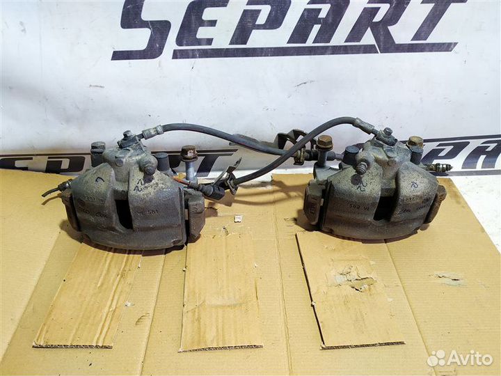 Суппорт передний Volkswagen Passat B6 1.8 BZB 2008