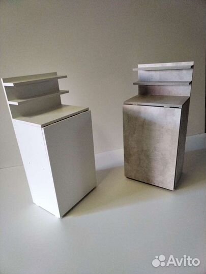 Стол маникюрный новый