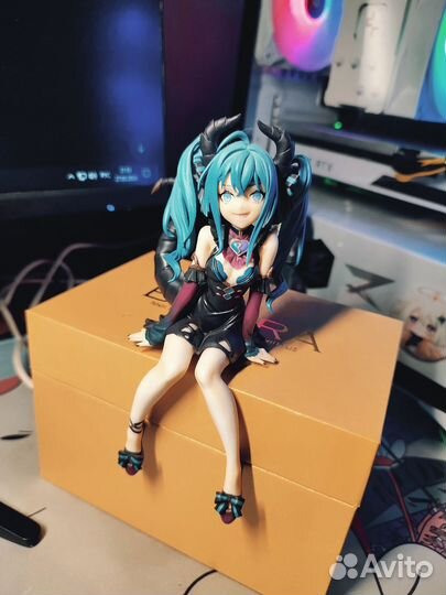 Аниме фигурка Hatsune Miku (Villain ver.)