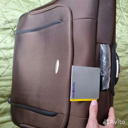 Samsonite Чемодан на колесах новый