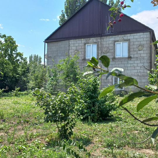 Дом 250 м² на участке 15 сот.