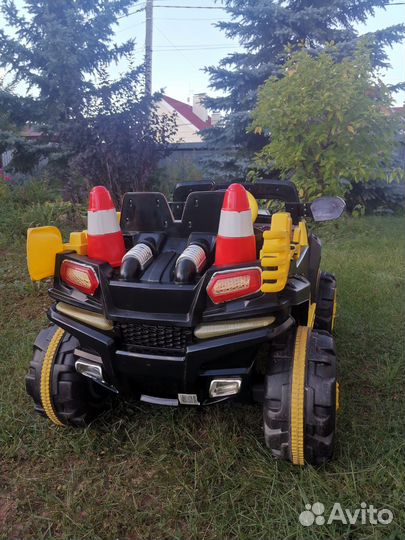 Детский электромобиль джип