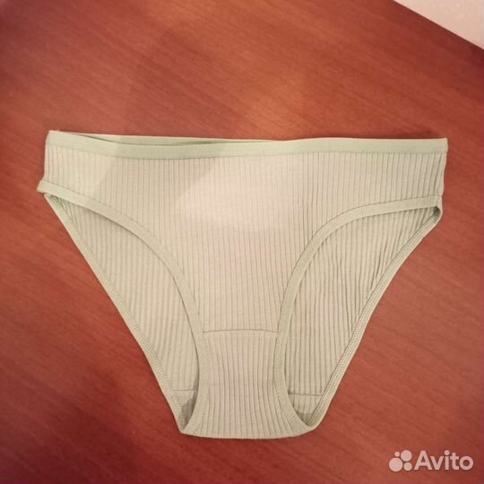 Женские трусики новые, размер 44
