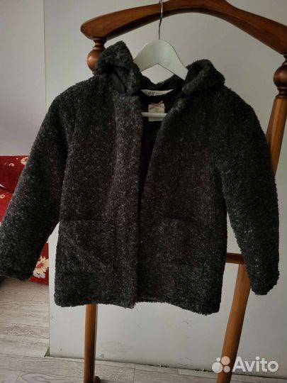H&M Пушистая Куртка - кофта 128 (можно от 122)