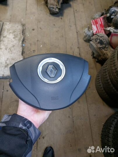 Подушка безопасности Renault Logan 1 рестайлинг