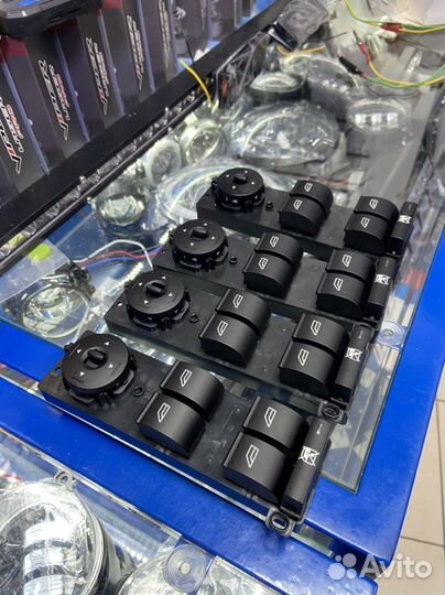 Блок управления стеклоподъемниками Ford Focus 2