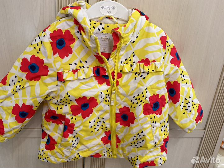 Куртка для девочки 92