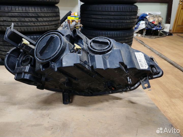 Левая фара на BMW X6 E71