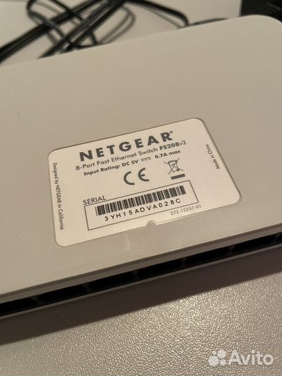 Коммутатор Netgear FS208