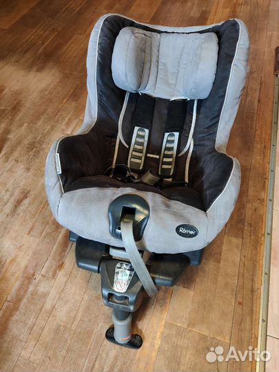 Детское автокресло 9-18кг RomerSafeFix plus
