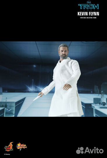Hot toys MMS144 kevin flynn tron: Legacy