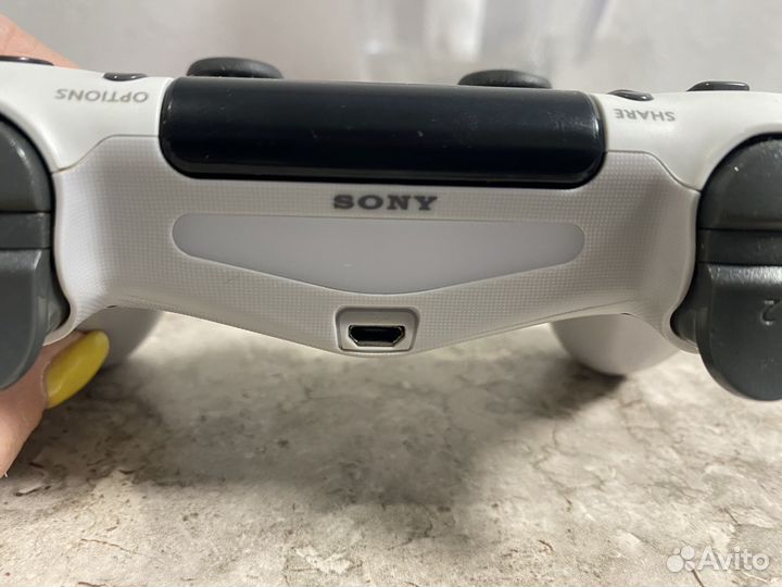 Джойстик ps4
