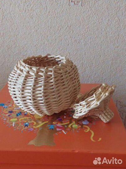 Плетеная корзина-шкатулка