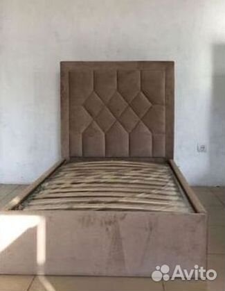 Двухместная мягкая кровать