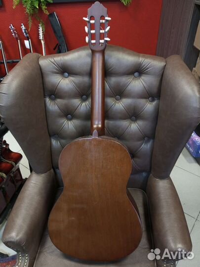 Гитара yamaha c40