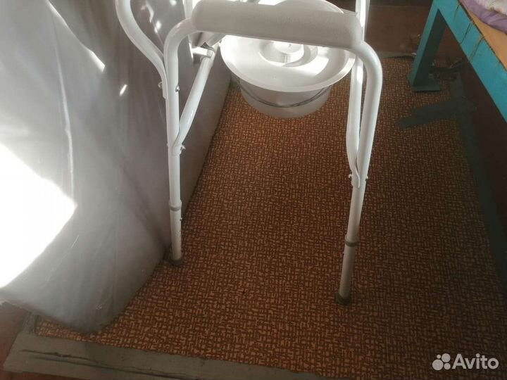 Кресло Стул санитарный