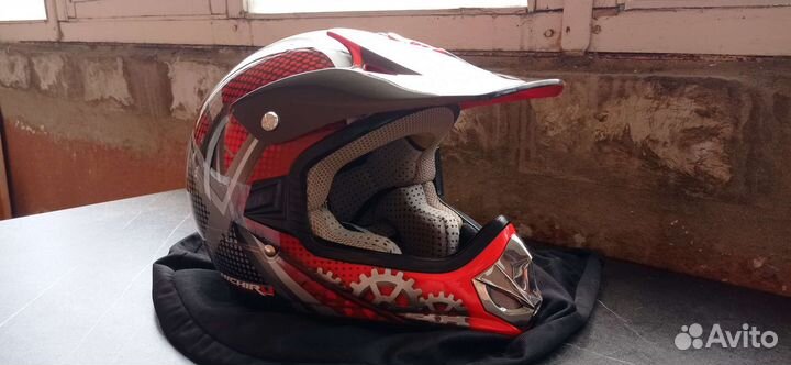 Детский мото шлем