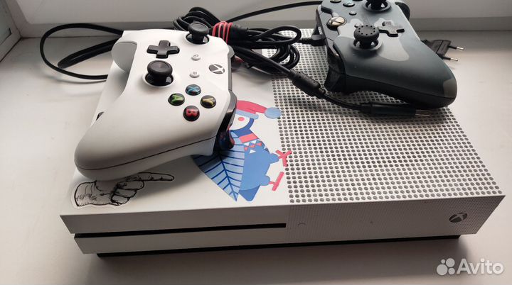 XboxOneS 500Гб и 450+ игр