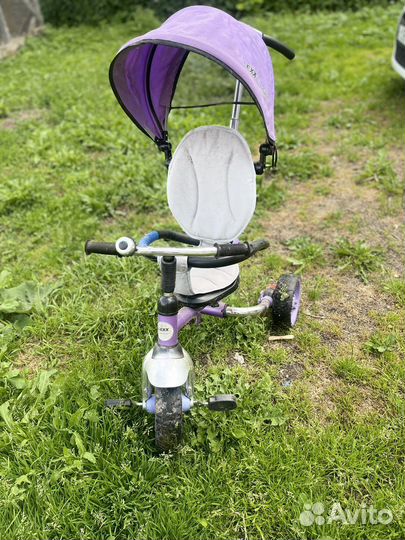 Детский велосипед с ручкой