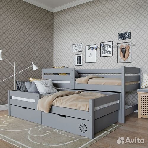 Детская кровать из дерева с выкатным местом