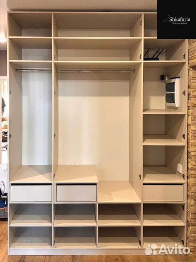 Встроенный шкаф