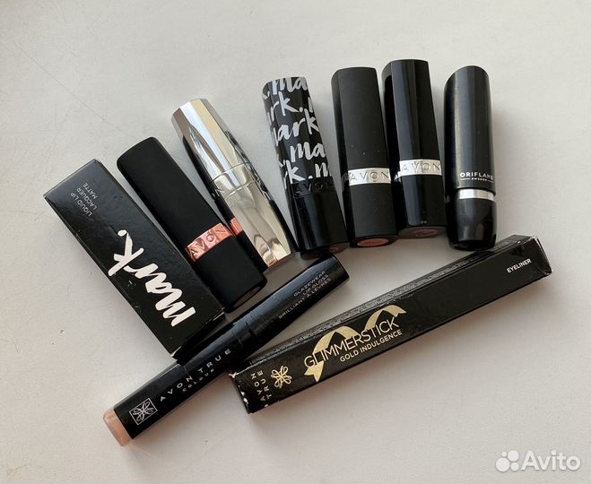 Помады, блеск для губ, карандаш для глаз