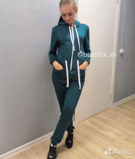 Комбинезон женский утепленный 42