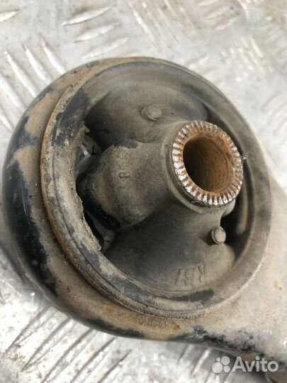 Рычаг левый Тойота Королла Филдер E140