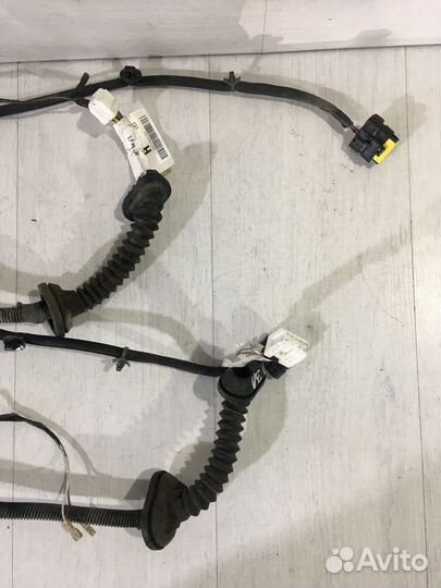 Проводка задней двери nissan qashqai J10 2.0 ат