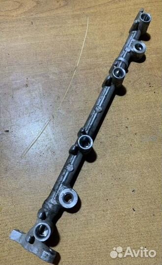 Рампа топливная Toyota Camry V40 2AZ-FE