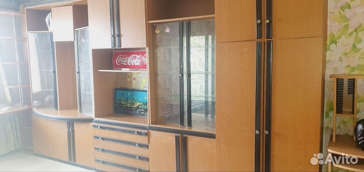 Стенка в гостиную