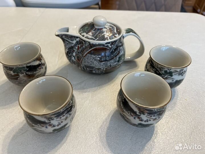 Чайник заварочный и пиалы с двойными стенками