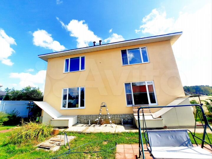 Дом 333 м² на участке 8 сот.