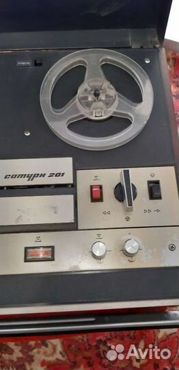 Катушечный магнитофон