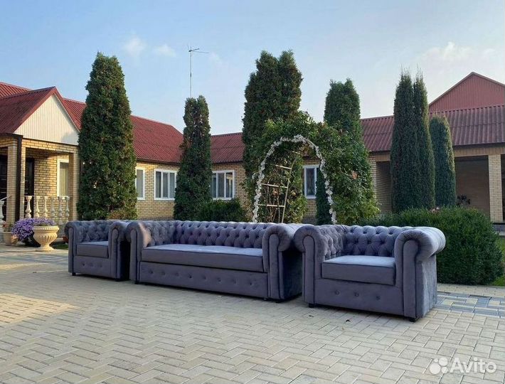 Диван в офис